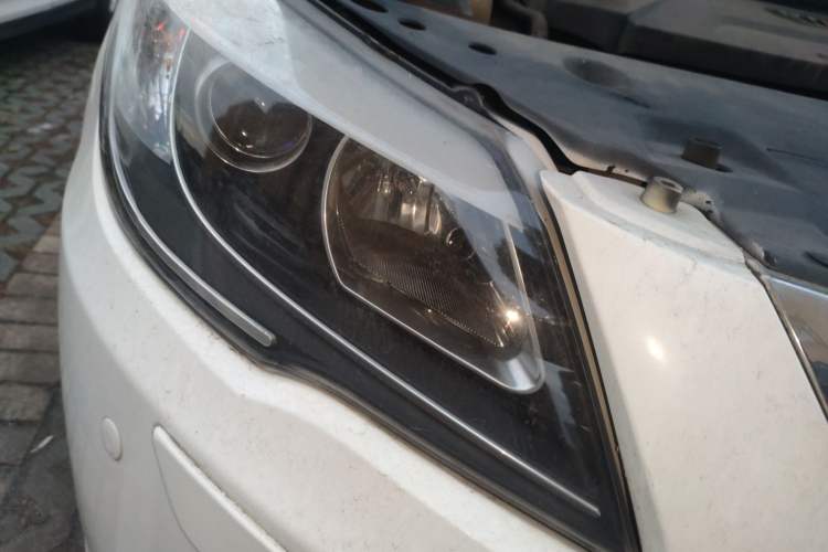 Used BYD G6 2013 1.5TID Automatic Luxury Model
