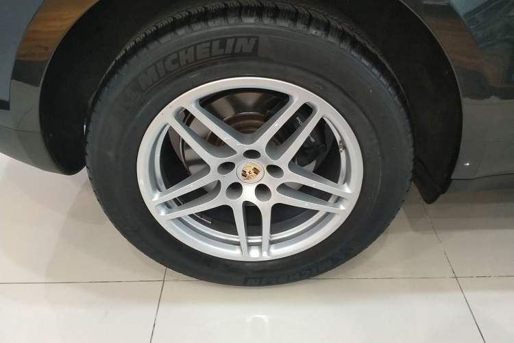 Used Porsche Macan 2021 Macan 2.0T
