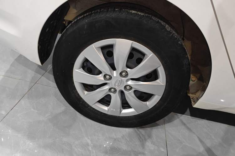 Used Hyundai Verna (older generation) 2017 1.4L Manual Refreshed Version China VI Standard