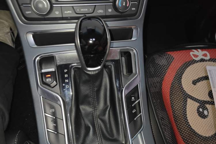 Used Geely Auto Vision S1 2018 1.4T CVT Fēngruì Model
