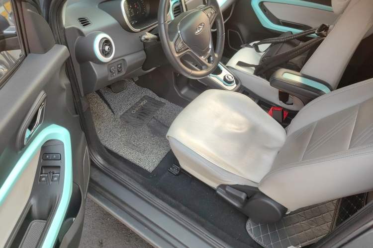 Used Chery Little Ant 2022 Sweet Pink Edition Low-Sugar Version Lithium Iron Phosphate 30 kW 301 km