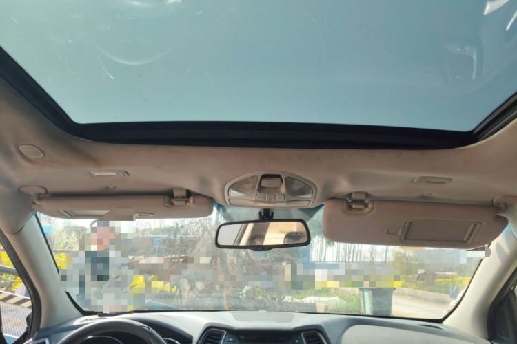 Used Hyundai Santa Fe 2015 2.4L Automatic Two-Wheel Drive Smart Version 5 Seats Headliner