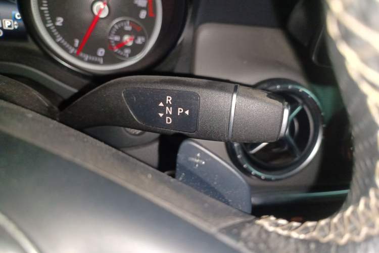 Used Mercedes-Benz CLA 2018 CLA 200 Style Edition Gear Lever