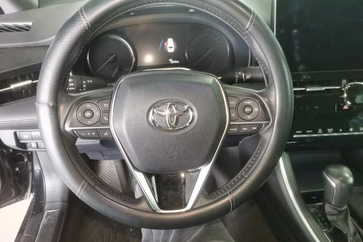 Used Toyota Avalon 2023 Dual-Engine 2.5L Luxury Edition