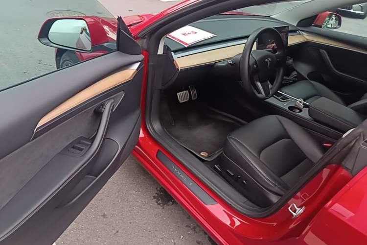 Used Tesla Model 3 2021 Revised Version II – Performance High-Performance All-Wheel-Drive Edition