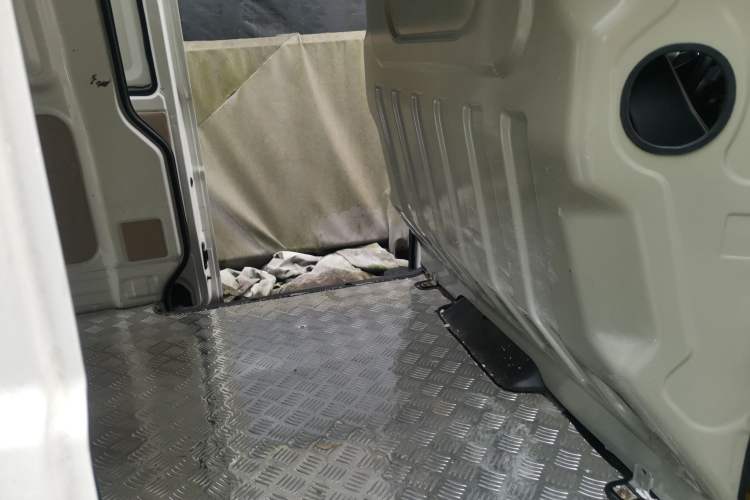 Used CHANGAN KUAYUE Xing V5 2021 1.6L Jinbao Edition Luxury Version DAM16KR
