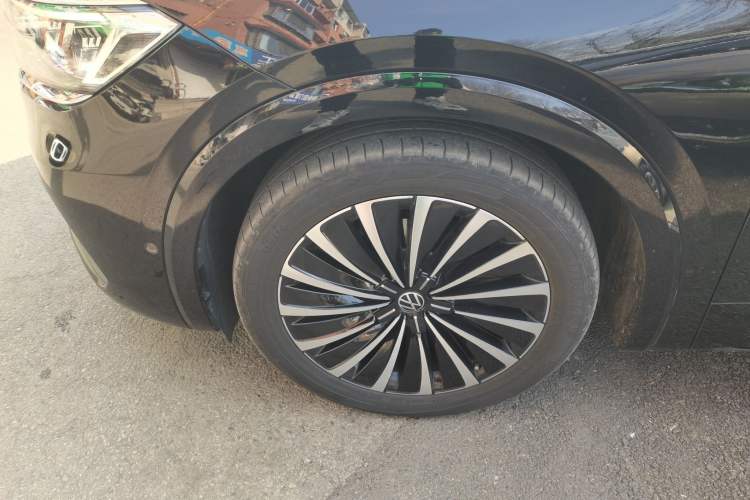 Used Volkswagen Viloran 2023 380TSI Prestige Edition