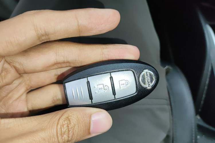 Used Nissan Qashqai 2016 2.0L CVT Luxury Edition Vehicle Key