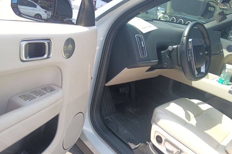 Used Li Auto L6 2024 Pro Model
