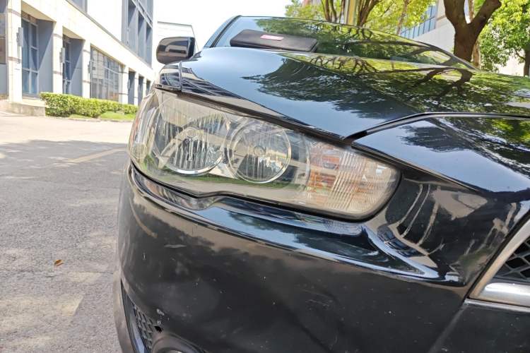 Used Mitsubishi Lancer EX 2012 Fashion Edition 1.8L CVT Comfort Version
