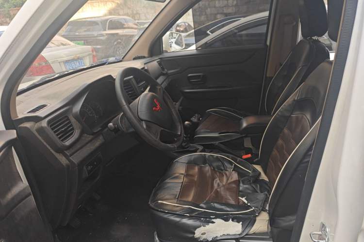 Used Wuling Hongguang V 2021 1.5L Jingqu Version LAR
