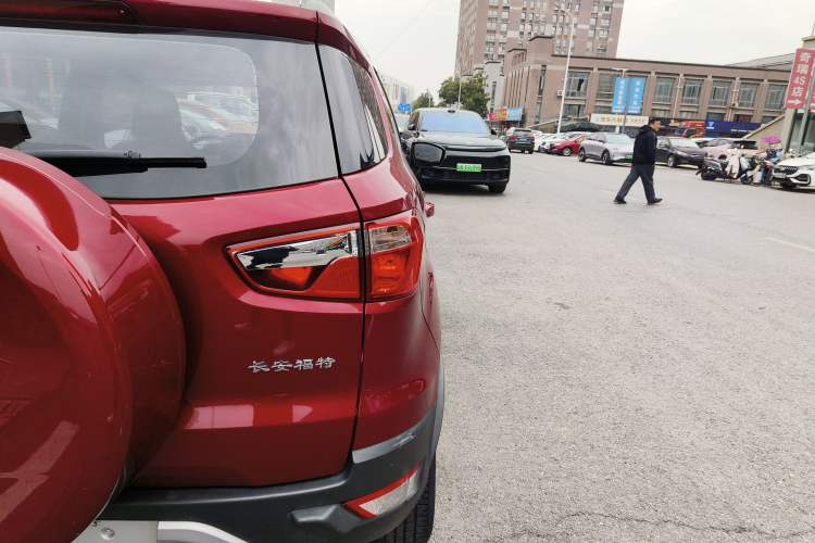 Used Ford EcoSport 2013 1.5L Automatic Fashion Model