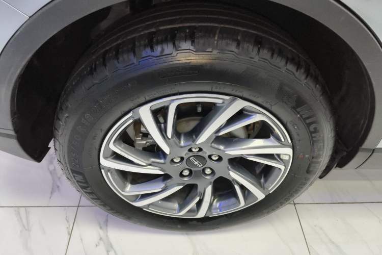 Used Lincoln Corsair 2023 2.0T Two-Wheel Drive Luxury Edition Exterior 5