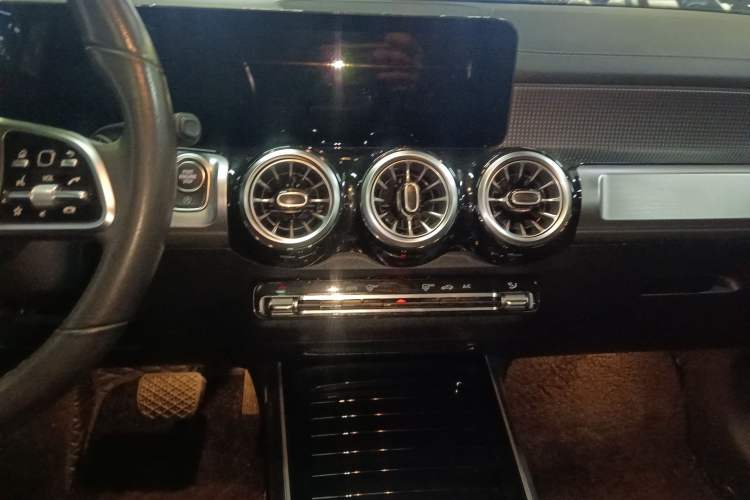 Used Mercedes-Benz GLB 2022 GLB 200 Stylish Edition