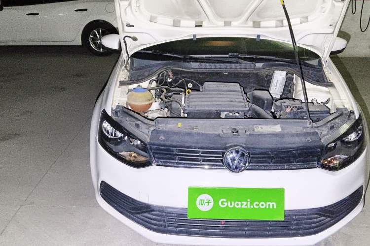 Used Volkswagen Polo 2014 1.4L Manual Fashion Edition