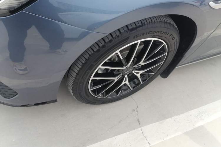 Used BYD Seal 2023 DM-i 1.5T 121km Prestige Model
