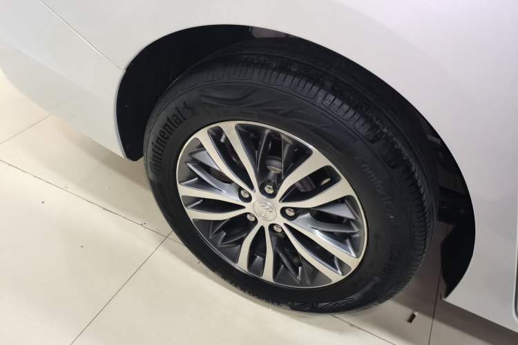 Used Buick GL8 2022 ES Landtrek 653T Comfort Edition
