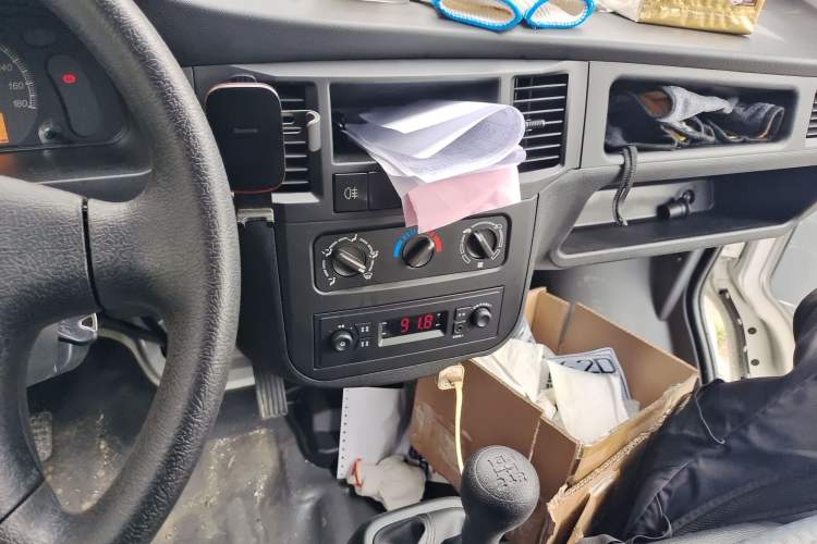 Used Wuling Zhiguang 2023 1.5L Practical Version 5/7 Seats
