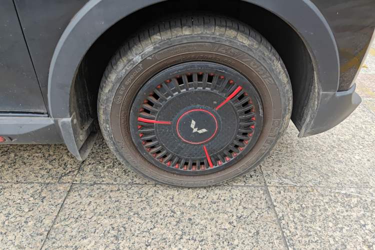 Used Wuling Hongguang MINIEV 2022 GAMEBOY 300km Enthusiast Model with Lithium Iron Phosphate Right Front Wheel Hub