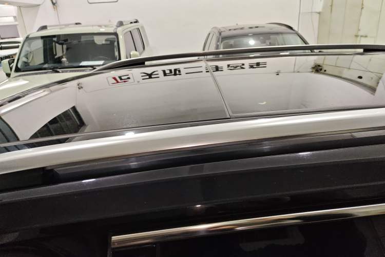 Used Volkswagen Tiguan L 2022 330TSI Automatic Two-Wheel Drive R-Line Enhanced Edition