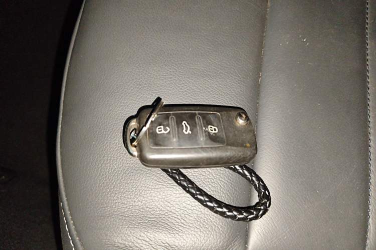 Used Volkswagen Lavida 2017 1.6L Manual Comfort Edition