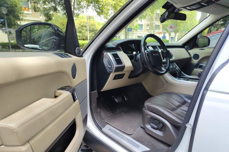 Used Land Rover Range Sport 2015 3.0 SC V6 HSE DYNAMIC Driver Seat