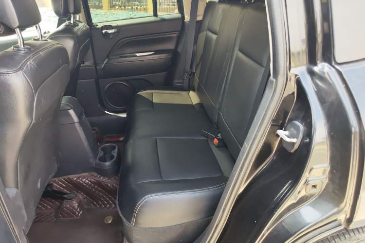 Used Jeep Compass 2014 Revised Version 2.0L Two-Wheel Drive Elite Edition
