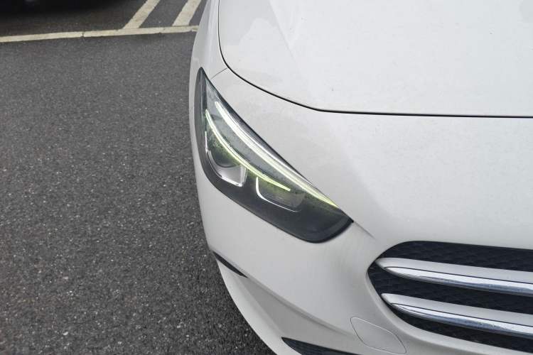 Used Mercedes-Benz B-Class 2020 B 200 Sport Edition Right Front Headlight