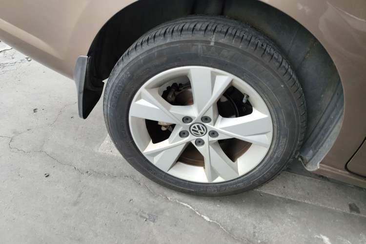 Used Volkswagen Bora 2015 Qihui Edition 1.6L Automatic Fashion Model
