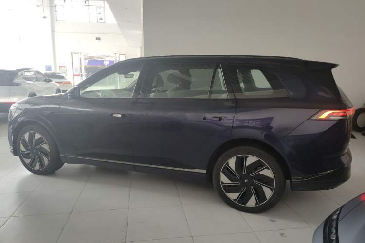 Used Dongfeng eπ eπ008 2024 636Max All-Electric Version 6 Seats