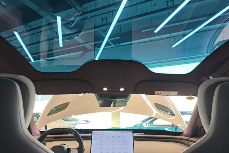 Used Xiaomi Auto YU7 2025 Ultra-Long Range High-Performance All-Wheel-Drive Max Edition
