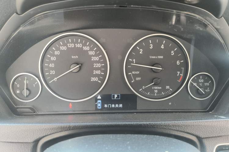 Used BMW 3 Series 2015 316Li Fashion Model