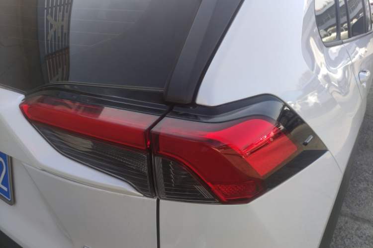 Used Toyota RAV4 2024 2.0L CVT Two-Wheel Drive Urban Edition