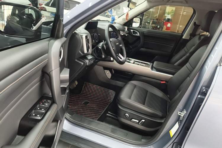 Used Haval DARGO 2024 1.5T DCT Border Collie Edition Driver Seat