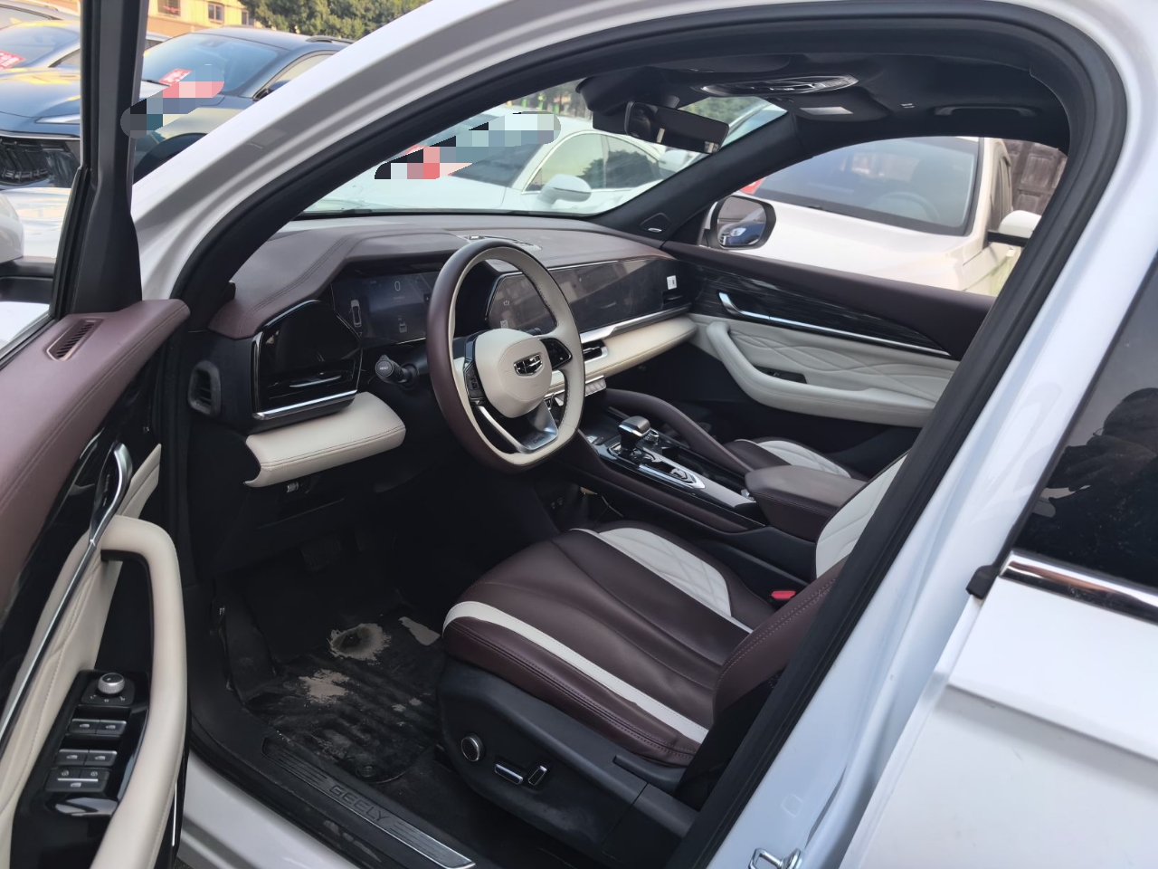 Geely Auto Monjaro L 2021 2.0TD High-Power Automatic All-Wheel Drive Luxury Version — снимка 18
