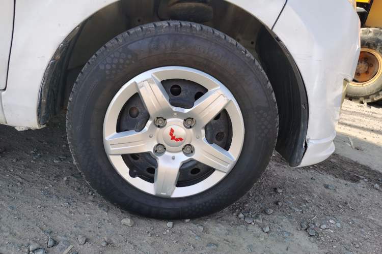 Used Wuling Hongguang 2015 1.5L S Basic Version China V Standard