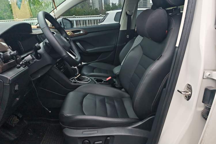 Used Volkswagen Tharu 2022 330TSI Four-Wheel Drive Luxury Edition