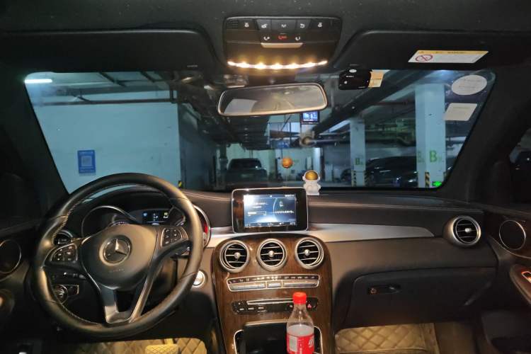 Used Mercedes-Benz GLC 2019 GLC 260 L 4MATIC Dynamic Model
