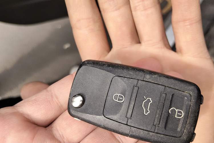 Used CHANGAN OSHAN Olisway 2013 1.2L Manual Elite Model
