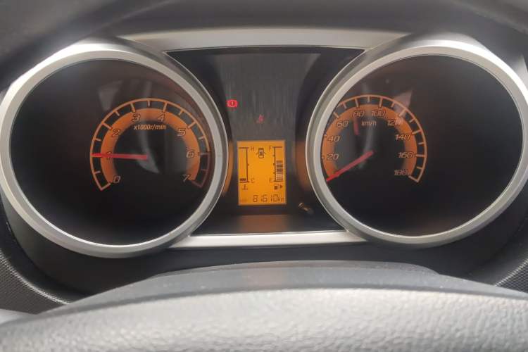 Used CHANGAN KAICHENG Ounuo S 2017 1.5L Base Version Odometer Close Up