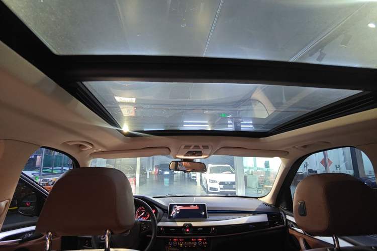 Used BMW X5 2015 xDrive35i U.S. specification
