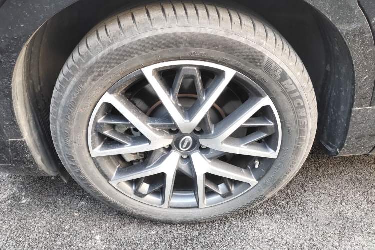 Used GAC Trumpchi ES9 2024 PHEV with 143 km Max