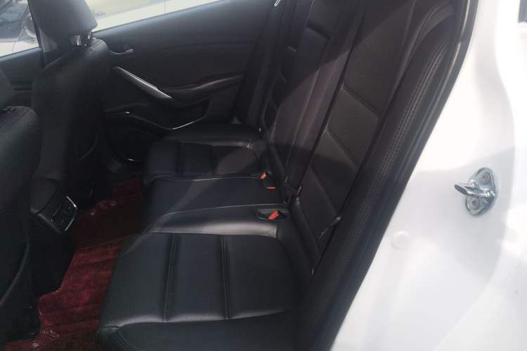 Used Mazda Atenza 2017 2.0L Blue Sky Luxury Edition