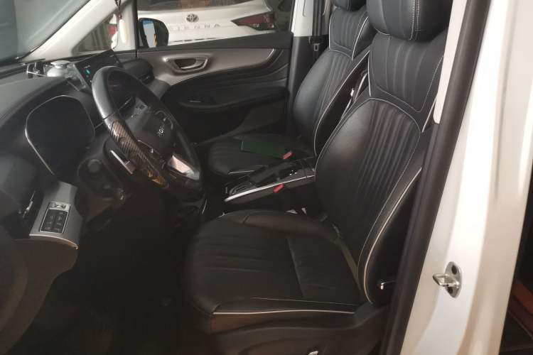 Used Roewe iMAX8 2021 400TGI Supreme Series Prestige Edition