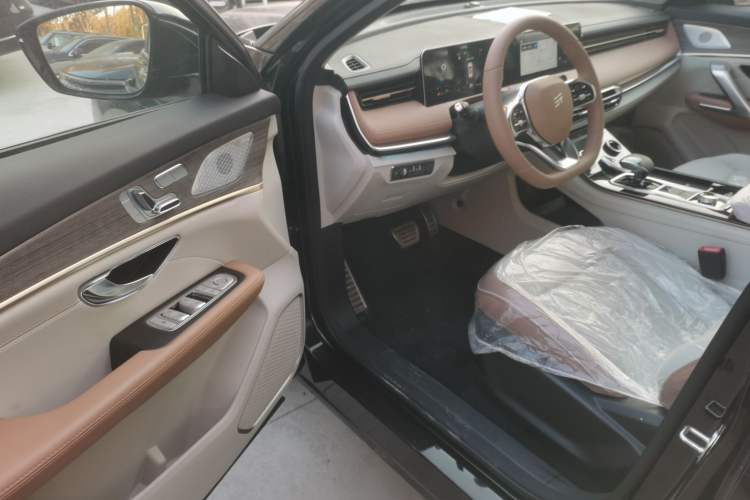 Used JETOUR X70 C-DM 2024 Landwind PRO 7-Seater