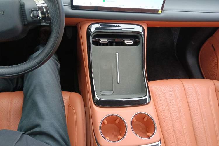 Used AION V 2024 Aion Tyrannosaurus 650 LiDAR Edition