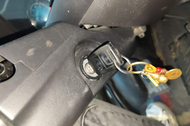 Used Wuling EV50 2020 All-Electric Van Logistics Vehicle with Ningde-Heated Battery