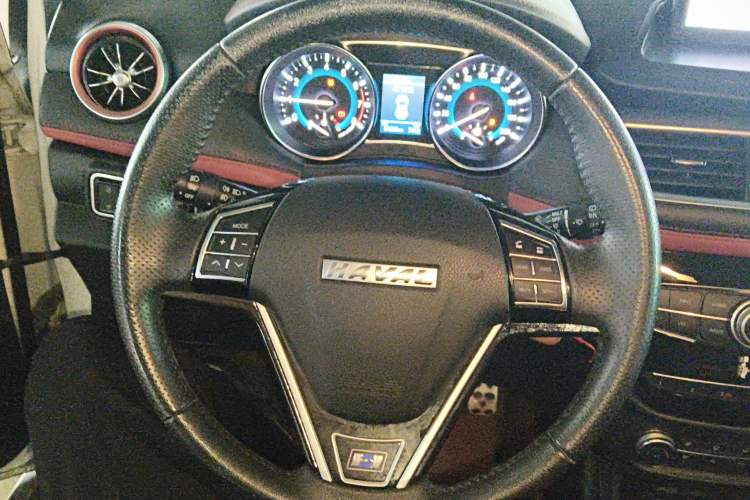 Used Haval H1 2016 Revised Version Blue Badge 1.5L Manual Comfort Edition
