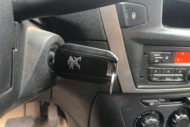 Used Peugeot 301 2014 1.6L Automatic Comfort Edition