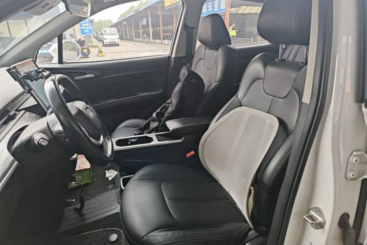 Used NETA V 2022 Chao 400 Left Front Seat